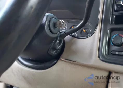 2003 Chevrolet Tahoe Ls from USA, damaged, VIN 1GNEC13Z43R174187